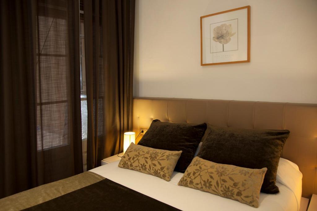 Goya Guest house
