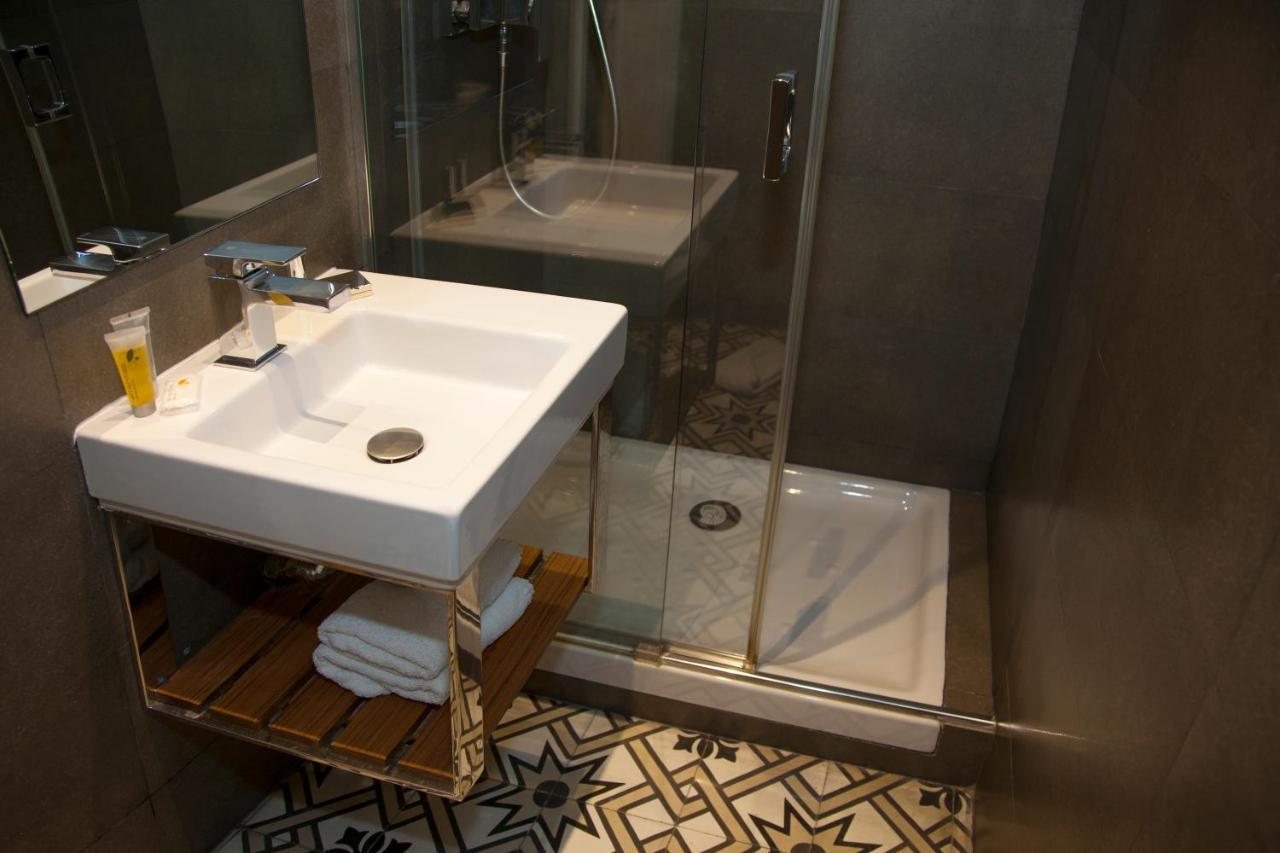 Goya Guest house